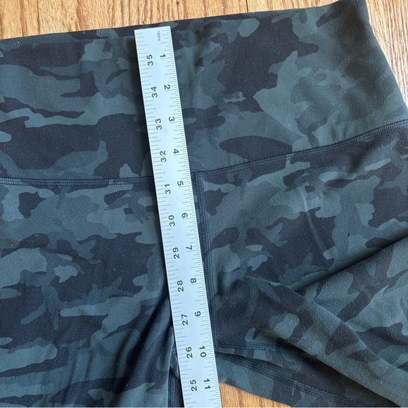Lululemon Align Pant *Full Length 28" Incognito Camo Multi Gator Green Size 8 - Picture 8 of 9